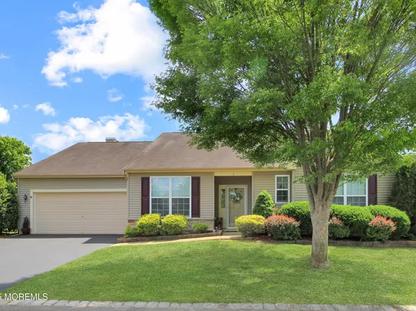 7 John Adams Court, Whiting, NJ 08759
