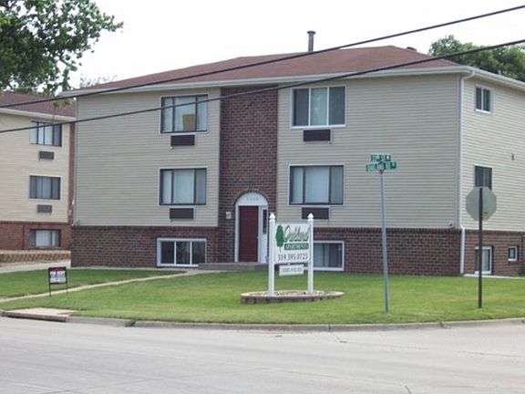 2nd image of 3300-3312 Oakland Rd NE #3300-04