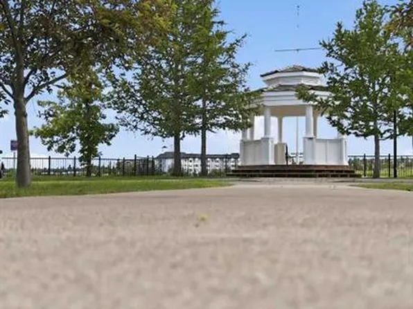 10 E Country Village Park NE #3110, Calgary, AB T3K 0W5