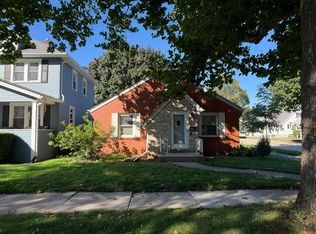1300 Arthur Ave, Racine, WI 53405