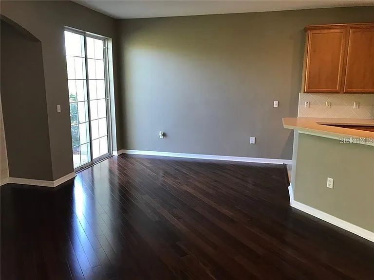 7542 Red Mill Cir — Photo 10