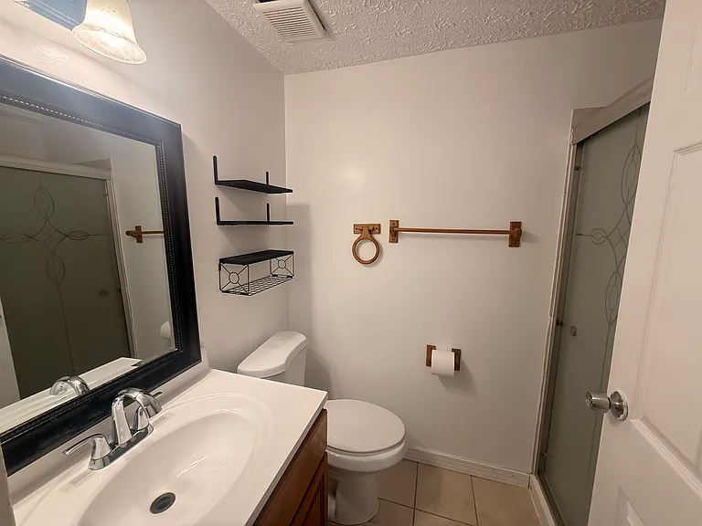 19601 Gunners Branch Rd #L — Photo 10
