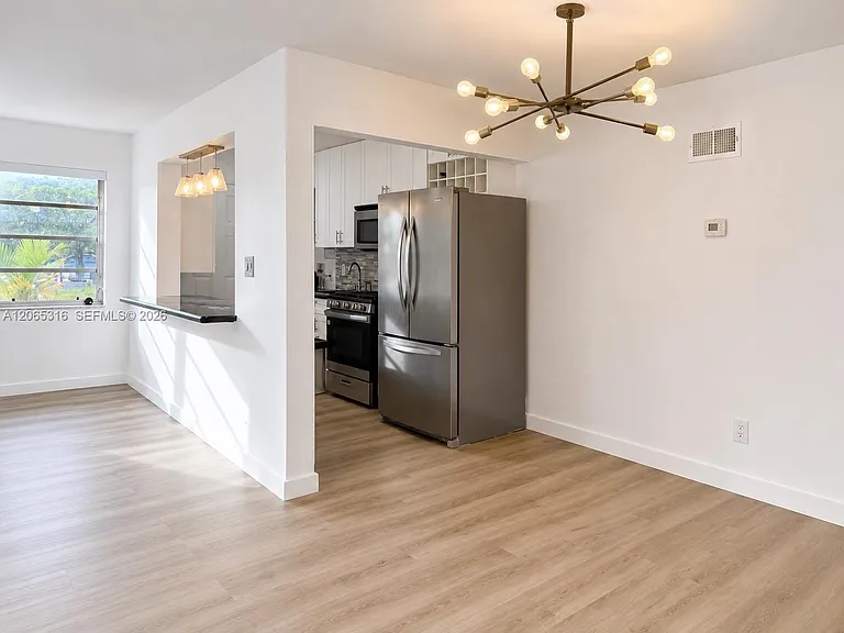 20311 NE 2nd Ave #15 — Photo 3