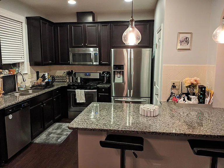 13 Pilatus Dr — Photo 7