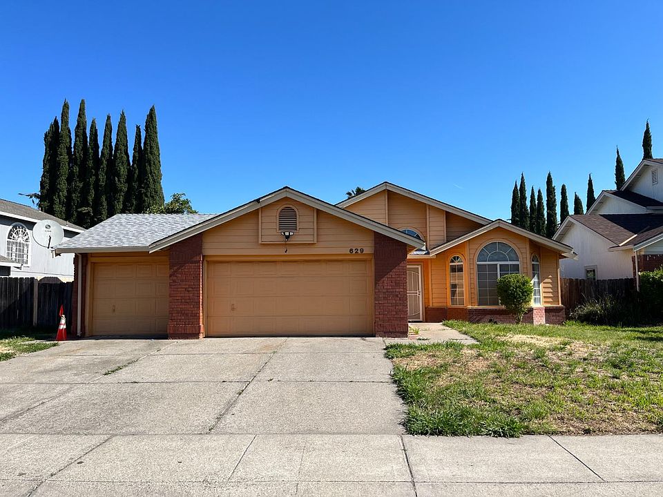 1st image of 629 Castle Oaks Dr