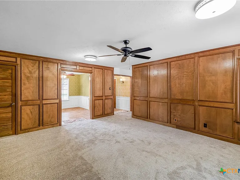 608 Rosewood Dr — Photo 10