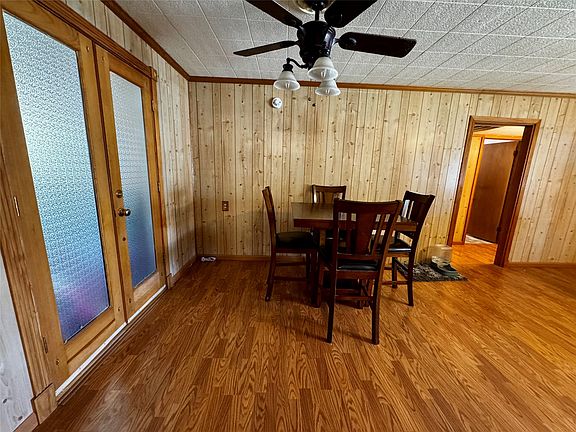 4th image of 512 Wanda St