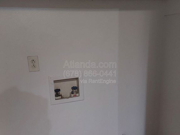 5th image of 5766 Hillside Dr