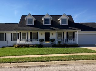 1440 W Estate Dr, Bloomington, IN 47403