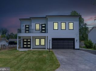 8018 Leland Rd, Manassas, VA 20111