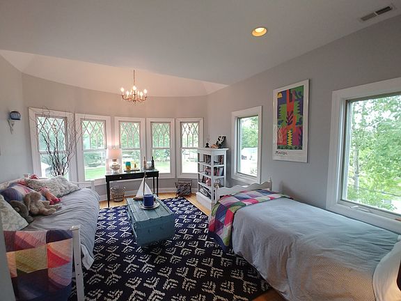 5th image of 26398 W Lake St