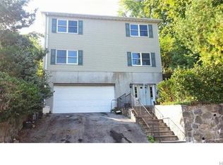51 Rogers St, Tuckahoe, NY 10707
