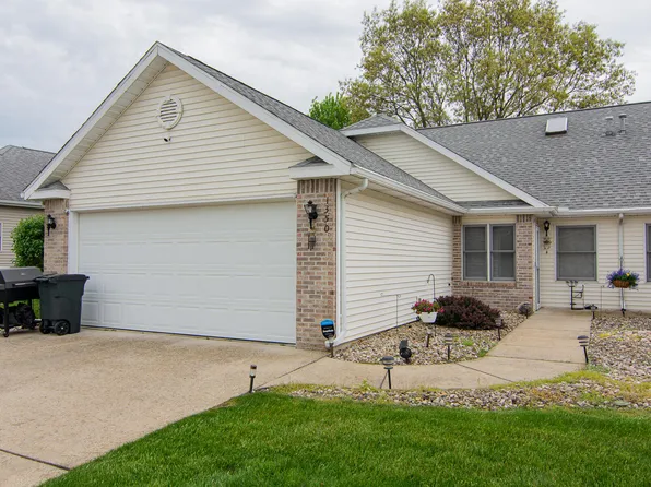 1350 Honeysuckle Ln, Niles, MI 49120
