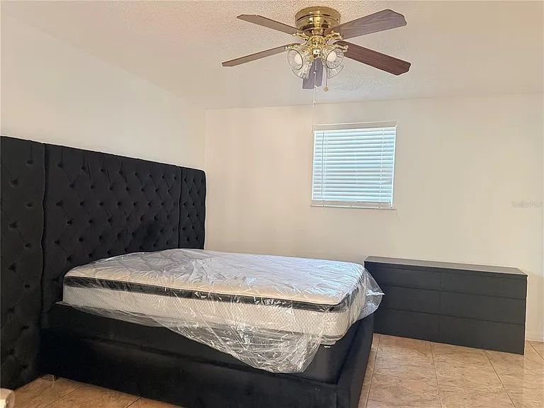 1025 Brynlor Ln — Photo 16