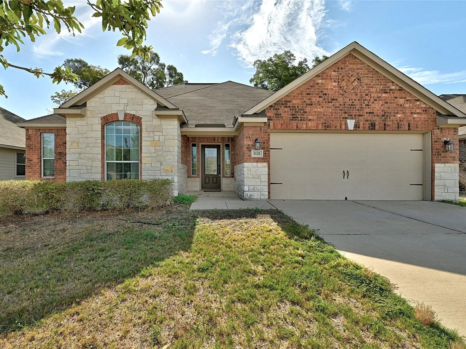 3 bed, 2.0 bath, 1513 sqft, $1,695 — Photo 1