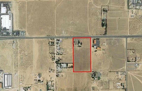 2nd image of 19773 Bear Valley Rd