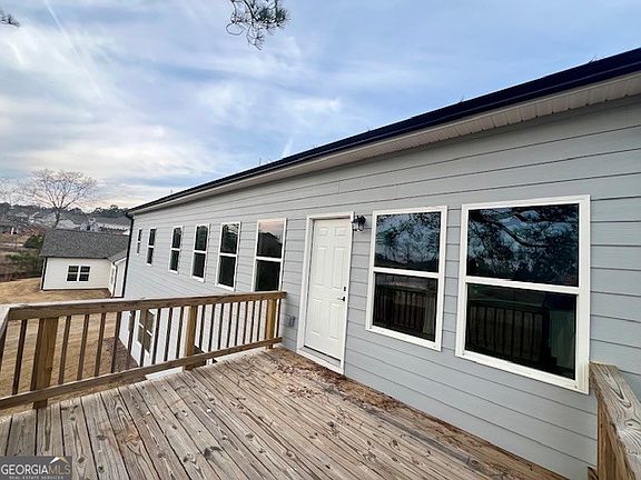 3rd image of 204 Trellis Walk