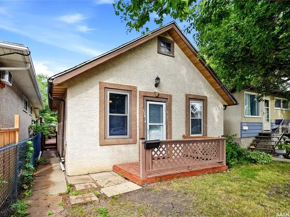 558 OSLER STREET, Regina, SK S4R 1W1
