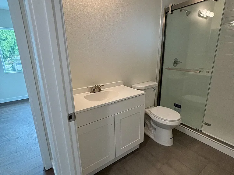 14316 Christine Dr — Photo 29