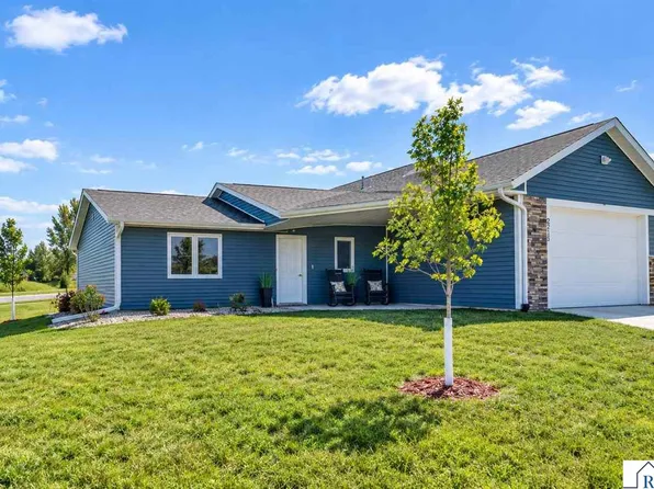 2215 Lake Ave, New Ulm, MN 56073