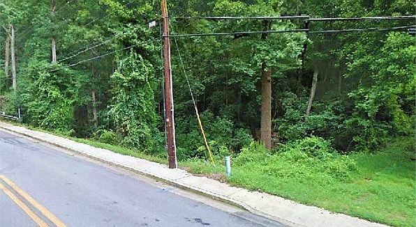 1st image of 806 Dixon Dr