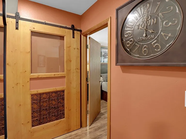 2653 Hawkins Ln #2653 — Photo 6
