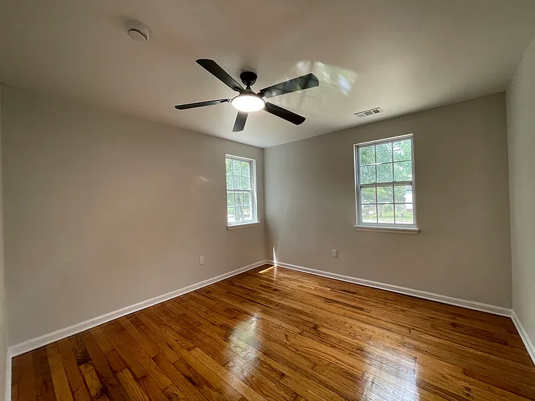 2135 Utah St — Photo 11