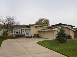 1512 W Mulloy Dr, Addison, IL 60101