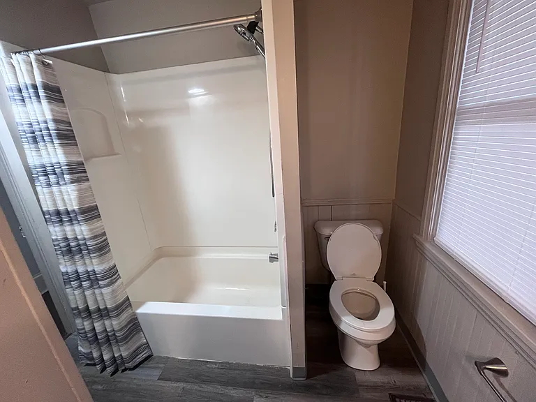 17 Poplar St — Photo 8
