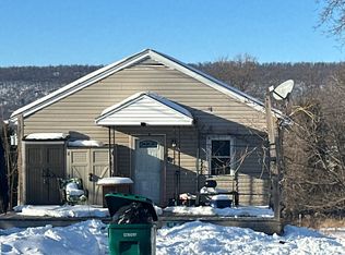 15 Salt Rd, Enola, PA 17025