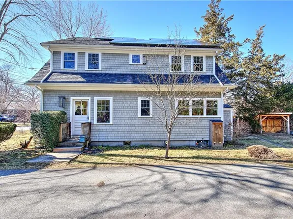 59 Mason Rd, Barrington, RI 02806