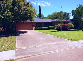 6145 Lovers Ln, Shreveport, LA 71105