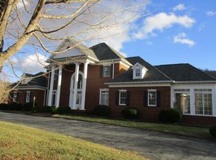 103 Willow Bend Dr, Galax, VA 24333