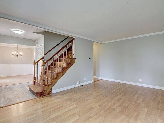 2nd image of 2095 Danbury Pl