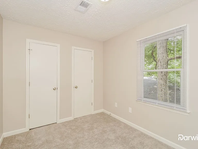2069 Donnas Cove Dr SE — Photo 11