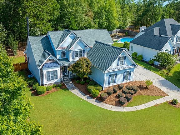 2nd image of 2014 Hubbard Ct