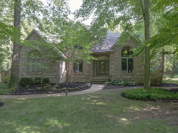 48323 Russia Rd, Amherst, OH 44001