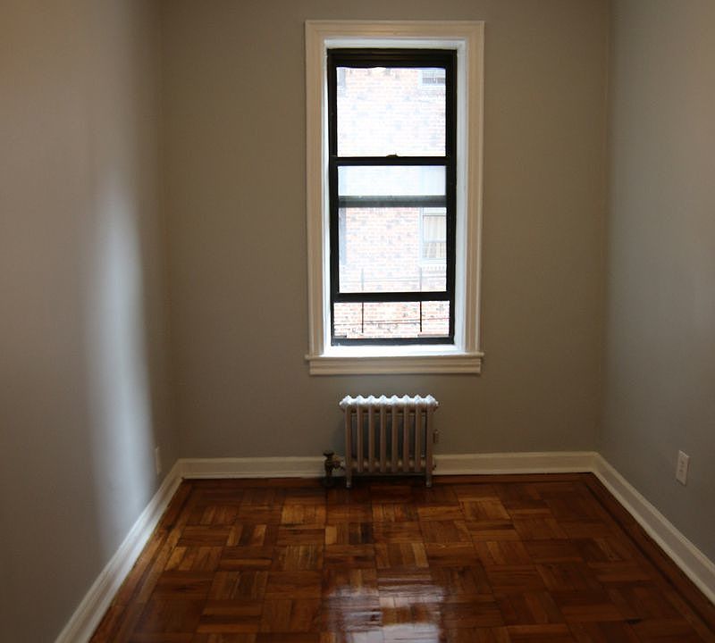 2nd image of 5 Saint Pauls Pl APT 2F