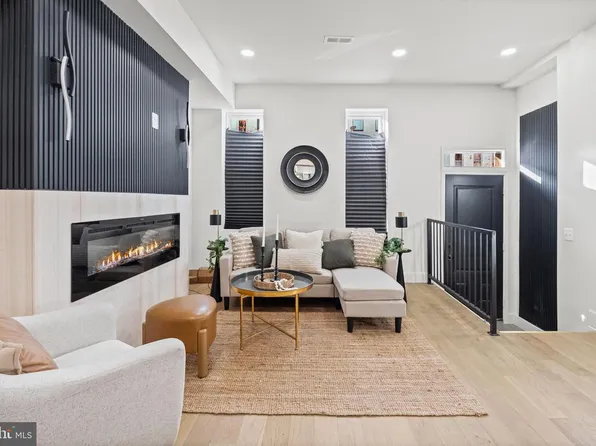 317 N Fulton Ave, Baltimore, MD 21223