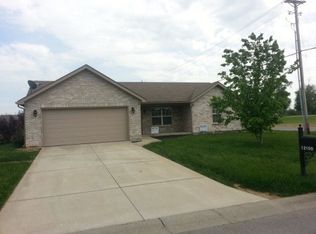 12100 Pinta Pl, Sellersburg, IN 47172
