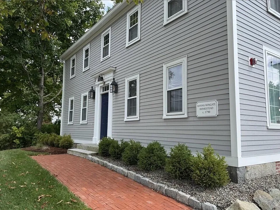 94 Portsmouth Ave #1