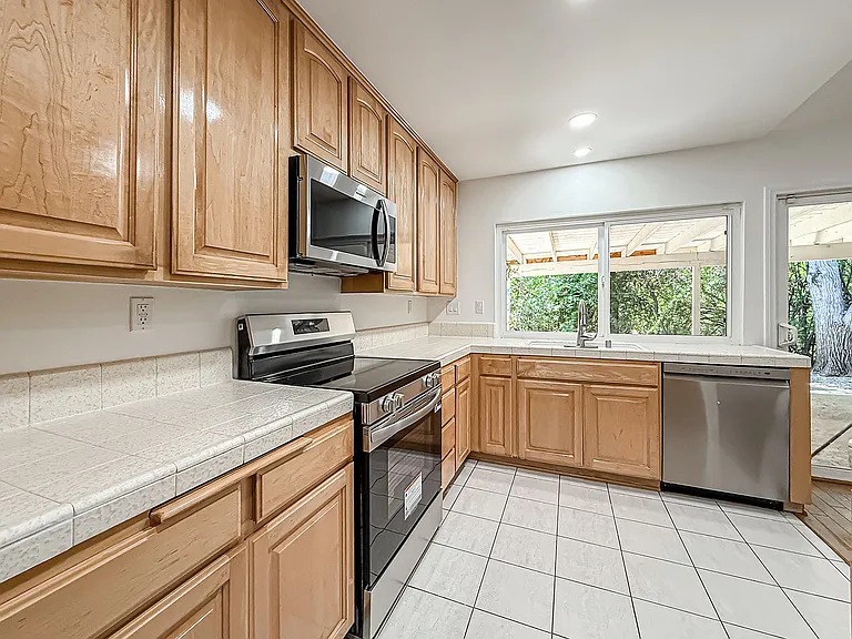 3761 Patrick Henry Pl — Photo 15