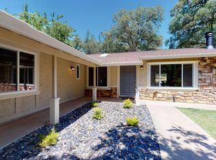 11885 Clover Ct, Auburn, CA 95602