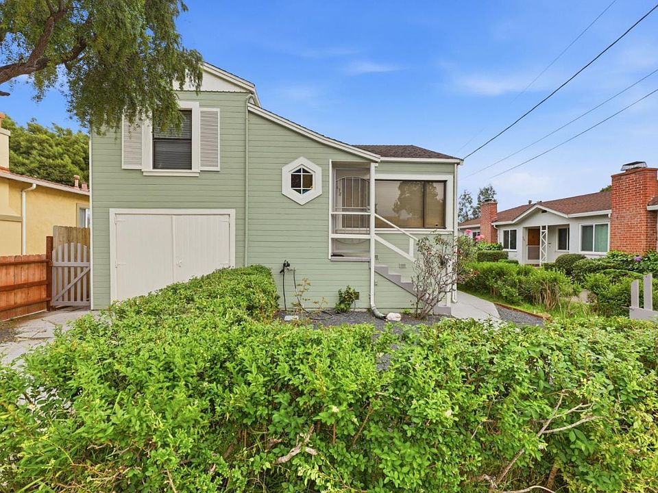 1st image of 438 43rd St