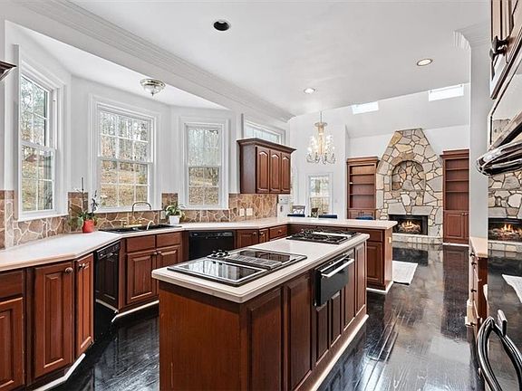 4th image of 2878 Heather Row Rdg SW