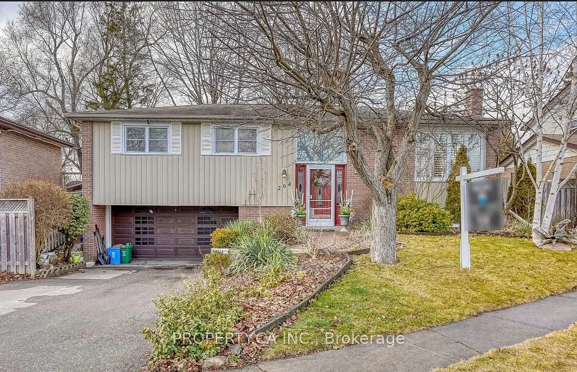 3 bed, $2,700 — Photo 1