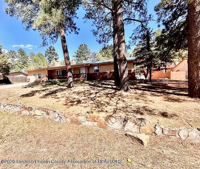 1st image of 308 Hull Rd