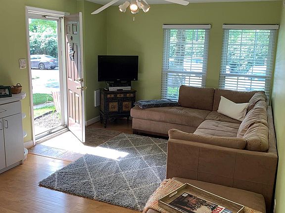 5th image of 7919 Foxcrest Ct #7919