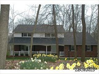 2nd image of 160 Shagbark Ln