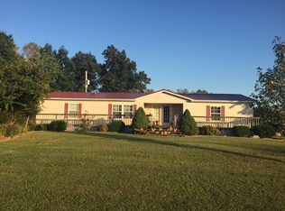 228 Lindsay Howard Rd, Lancing, TN 37770